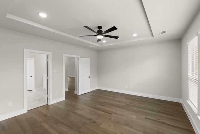 7035 Moss Lake Drive, Grand Prairie, TX 75054