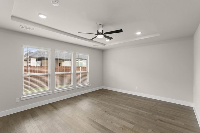 7035 Moss Lake Drive, Grand Prairie, TX 75054