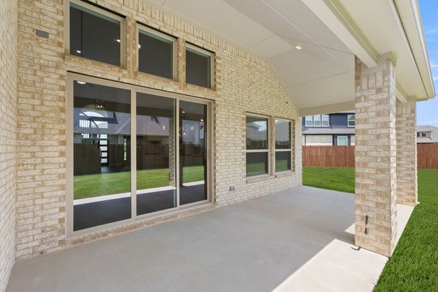 7035 Moss Lake Drive, Grand Prairie, TX 75054