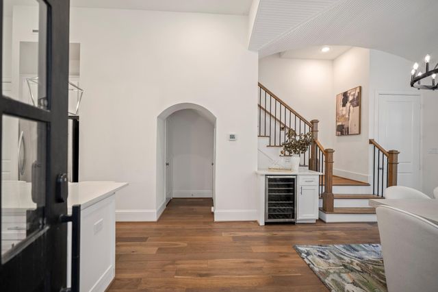 536 W 26th Street, Houston, TX 77008