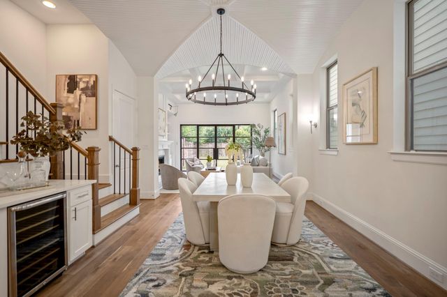 536 W 26th Street, Houston, TX 77008