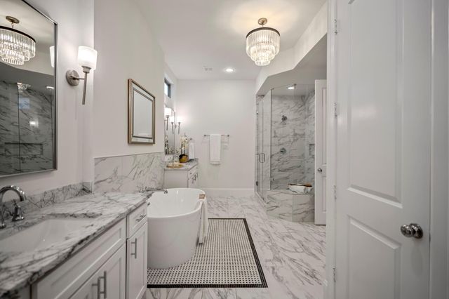 536 W 26th Street, Houston, TX 77008