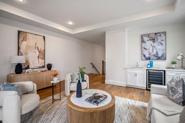 536 W 26th Street, Houston, TX 77008