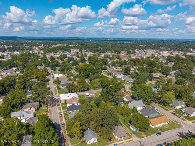 1811 H Street, Fort Smith, AR 72901