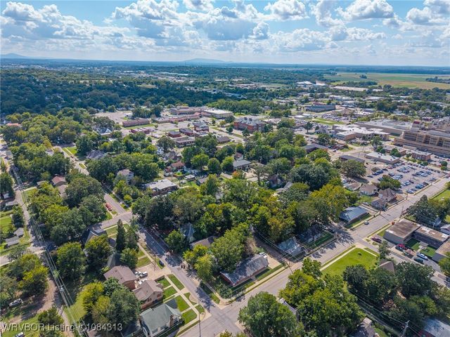 1811 H Street, Fort Smith, AR 72901