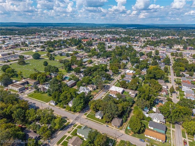 1811 H Street, Fort Smith, AR 72901