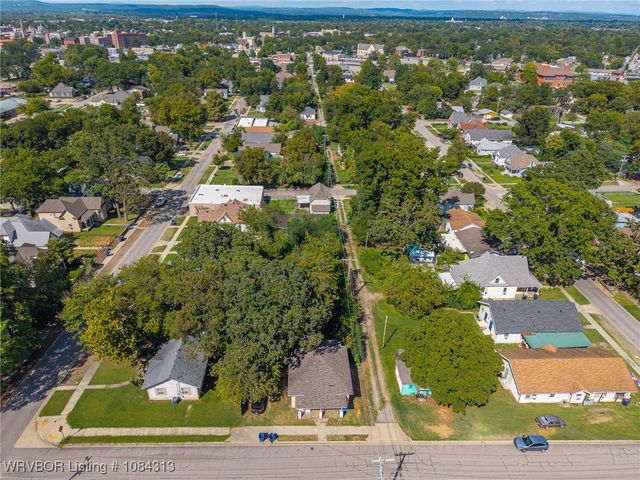 1811 H Street, Fort Smith, AR 72901