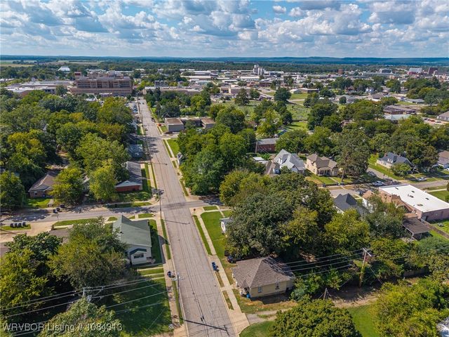 1811 H Street, Fort Smith, AR 72901