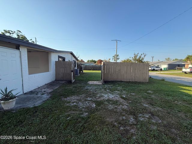 2695 Kefauver Street, Melbourne, FL 32935