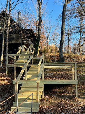 410 Wagon Creek Loop, Creal Springs, IL 62922