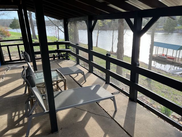 410 Wagon Creek Loop, Creal Springs, IL 62922