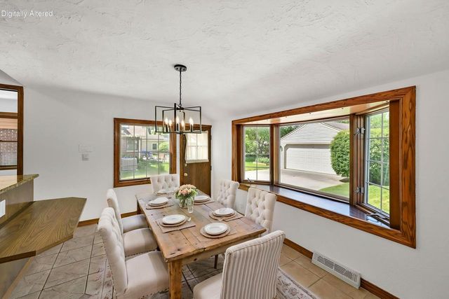 6319 N Bay Ridge AVENUE, Whitefish Bay, WI 53217
