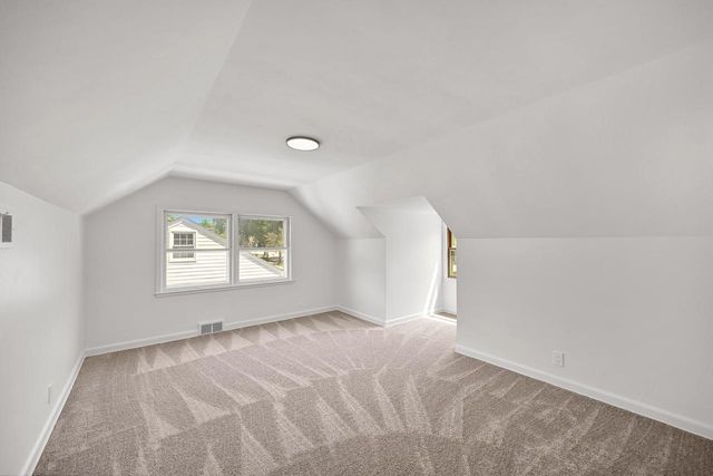 6319 N Bay Ridge AVENUE, Whitefish Bay, WI 53217
