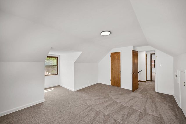 6319 N Bay Ridge AVENUE, Whitefish Bay, WI 53217