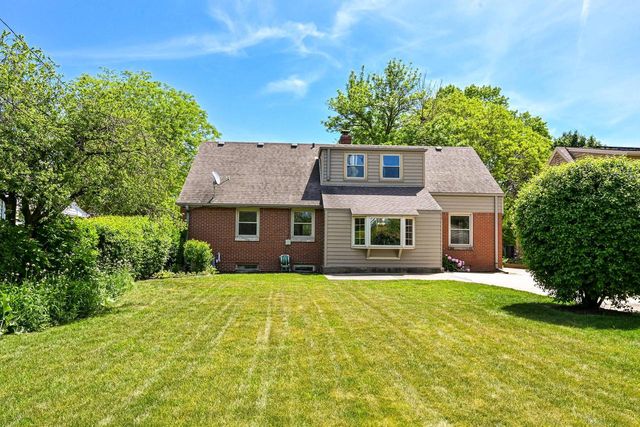 6319 N Bay Ridge AVENUE, Whitefish Bay, WI 53217