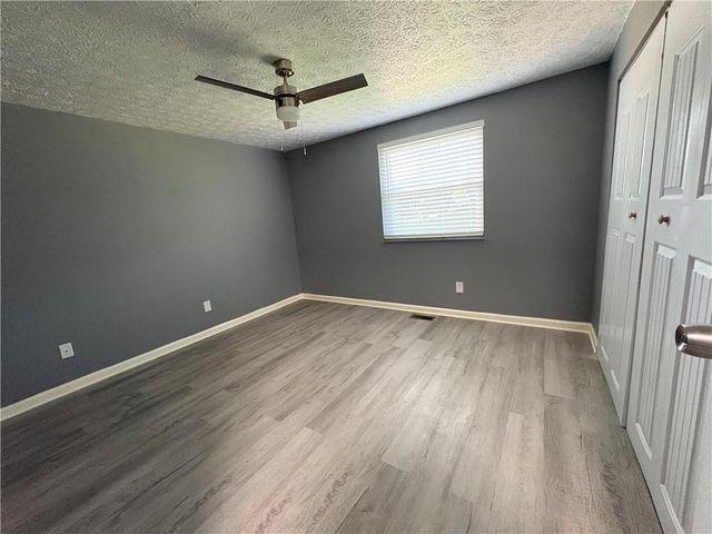 1185 Worthington Hills Drive, Roswell, GA 30076