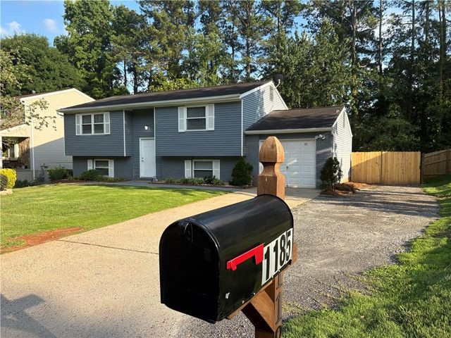 1185 Worthington Hills Drive, Roswell, GA 30076