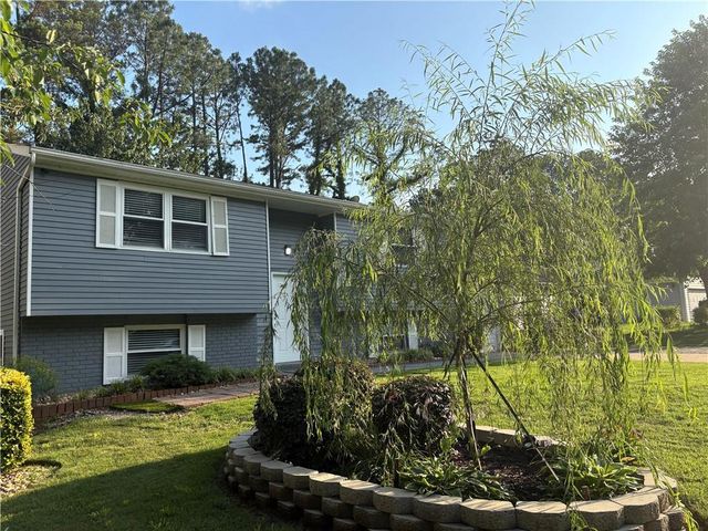 1185 Worthington Hills Drive, Roswell, GA 30076