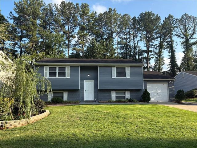 1185 Worthington Hills Drive, Roswell, GA 30076