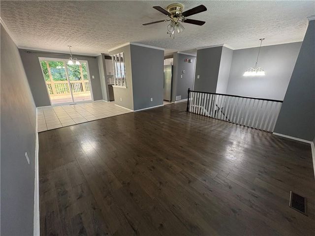 1185 Worthington Hills Drive, Roswell, GA 30076