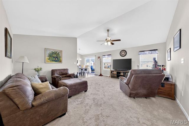 349 Rock Ridge Road, Wentzville, MO 63385