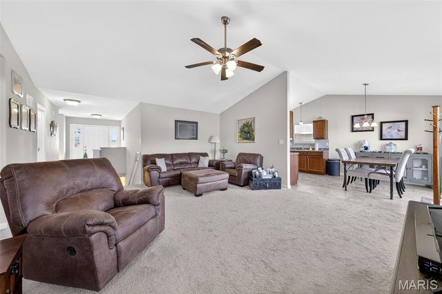 349 Rock Ridge Road, Wentzville, MO 63385