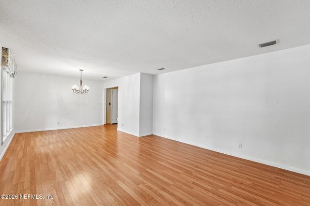 2432 LAKEVIEW Drive, Orange Park, FL 32073