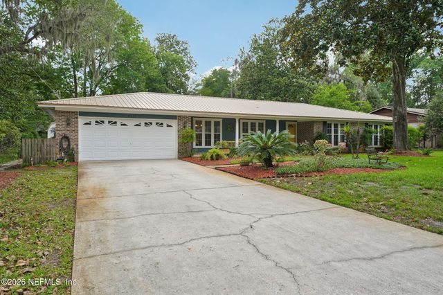 2432 LAKEVIEW Drive, Orange Park, FL 32073