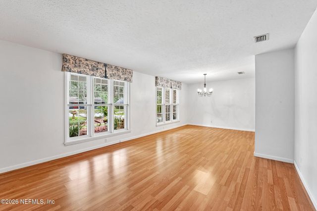 2432 LAKEVIEW Drive, Orange Park, FL 32073