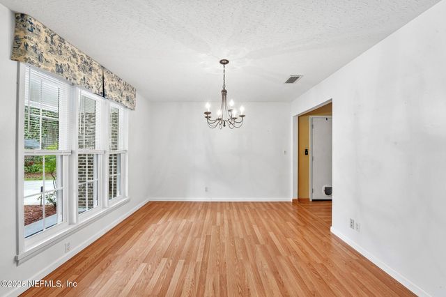 2432 LAKEVIEW Drive, Orange Park, FL 32073
