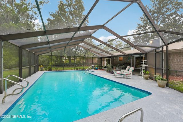 2432 LAKEVIEW Drive, Orange Park, FL 32073