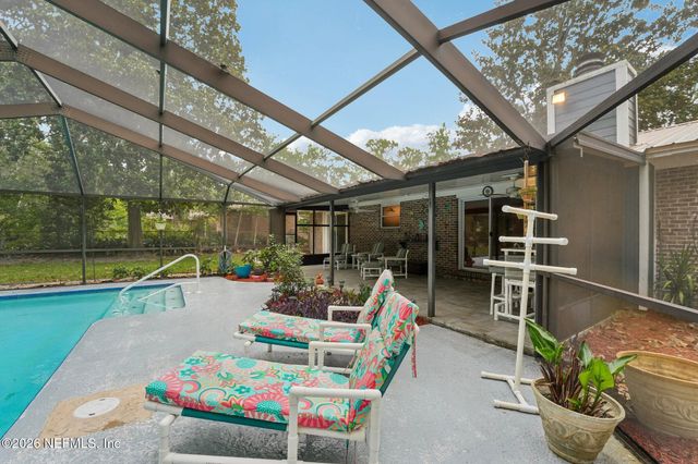 2432 LAKEVIEW Drive, Orange Park, FL 32073