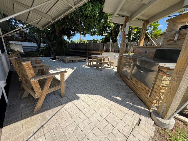 2560 NE 20th Street, Pompano Beach, FL 33062
