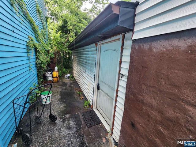 4311 Cottage Avenue, North Bergen, NJ 07047