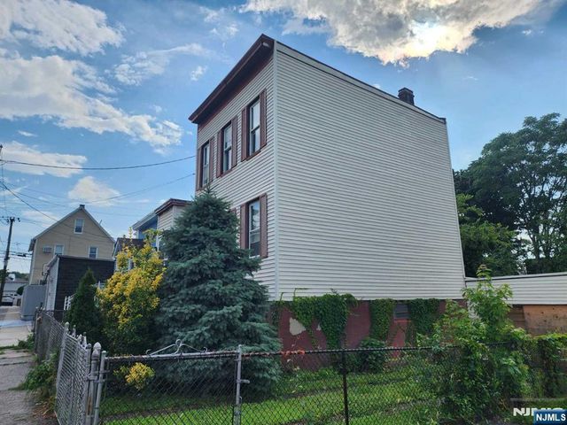 4311 Cottage Avenue, North Bergen, NJ 07047