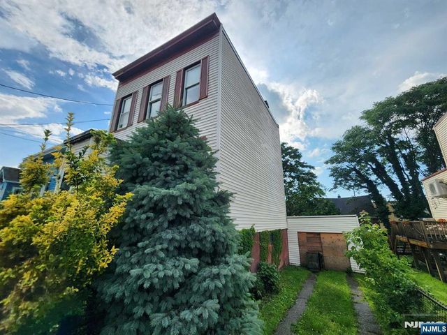 4311 Cottage Avenue, North Bergen, NJ 07047