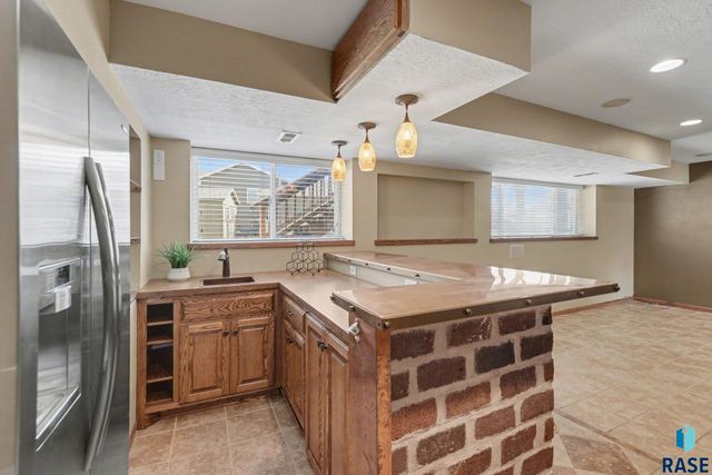 4612 S Wilson Ave Avenue, Sioux Falls, SD 57106