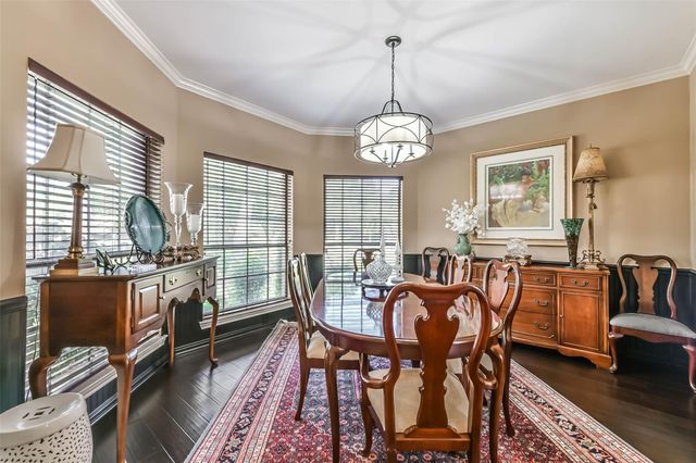1719 Fairoaks Street, El Lago, TX 77586