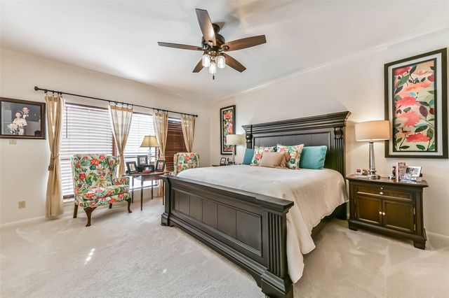 1719 Fairoaks Street, El Lago, TX 77586