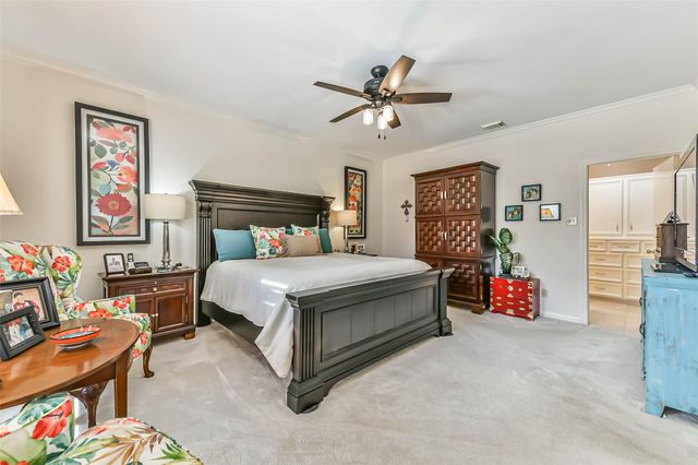 1719 Fairoaks Street, El Lago, TX 77586