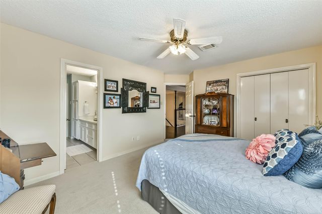 1719 Fairoaks Street, El Lago, TX 77586