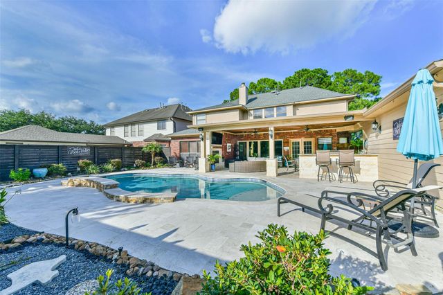 1719 Fairoaks Street, El Lago, TX 77586