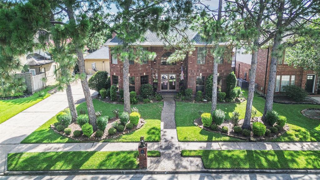 1719 Fairoaks Street, El Lago, TX 77586