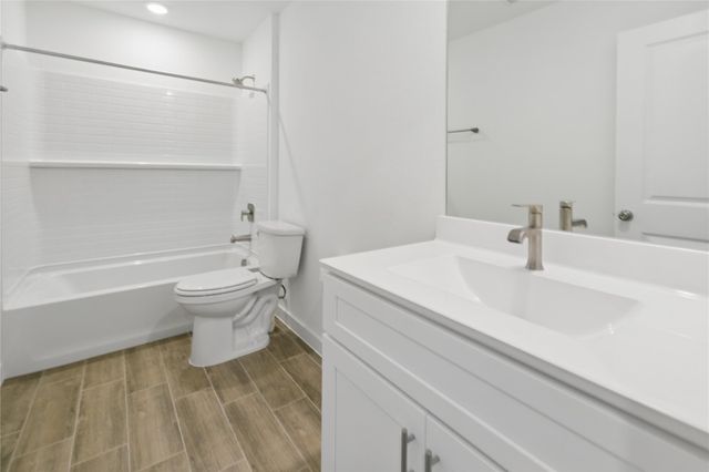 6206 Bayou Birch Lane, Baytown, TX 77521