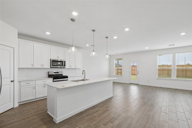 6206 Bayou Birch Lane, Baytown, TX 77521