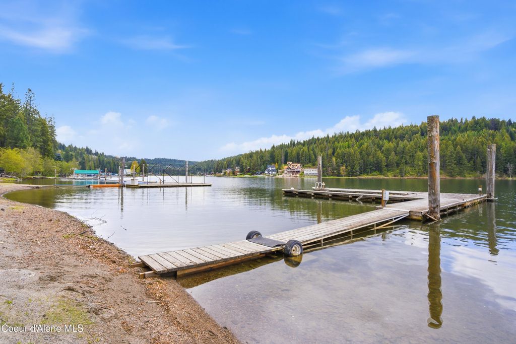 3555 S Azure Waves Drive, Coeur d'Alene, ID 83814 photo 10