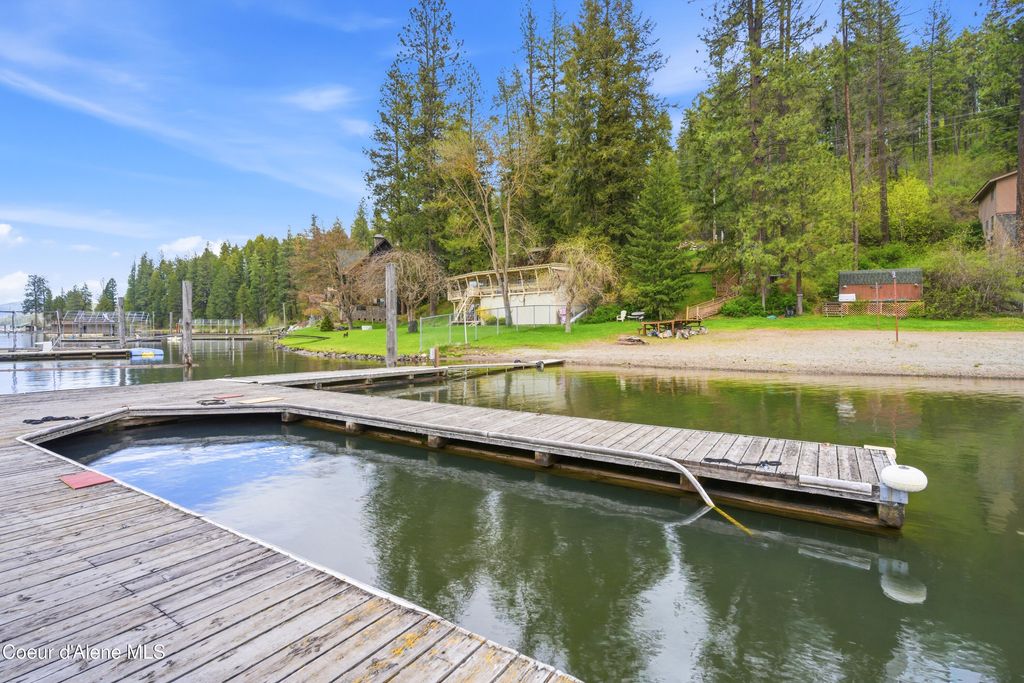 3555 S Azure Waves Drive, Coeur d'Alene, ID 83814 photo 11