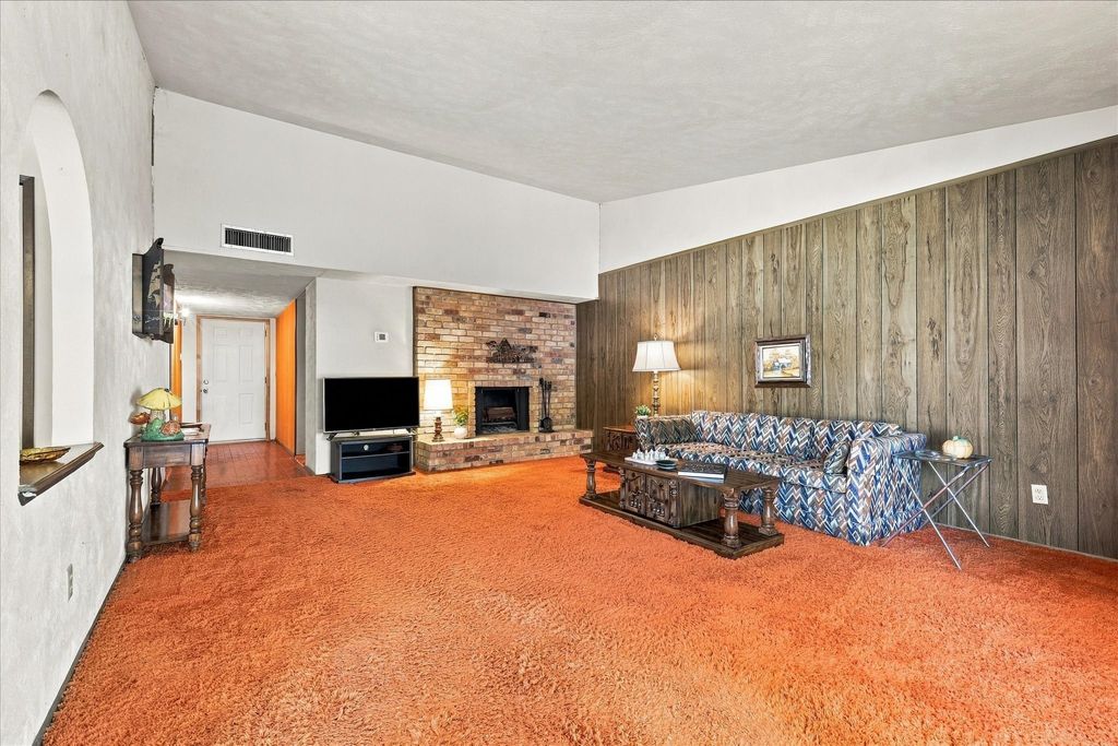 738 Timberdale Street, Grand Prairie, TX 75052 — photo 4