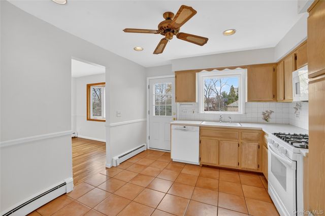 16 Patti Lane, Yonkers, NY 10701