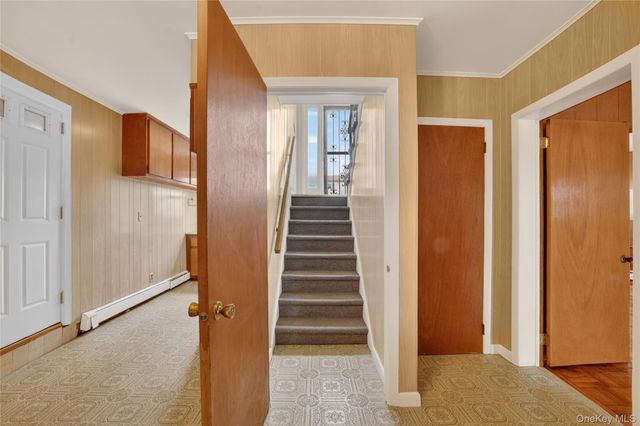 16 Patti Lane, Yonkers, NY 10701